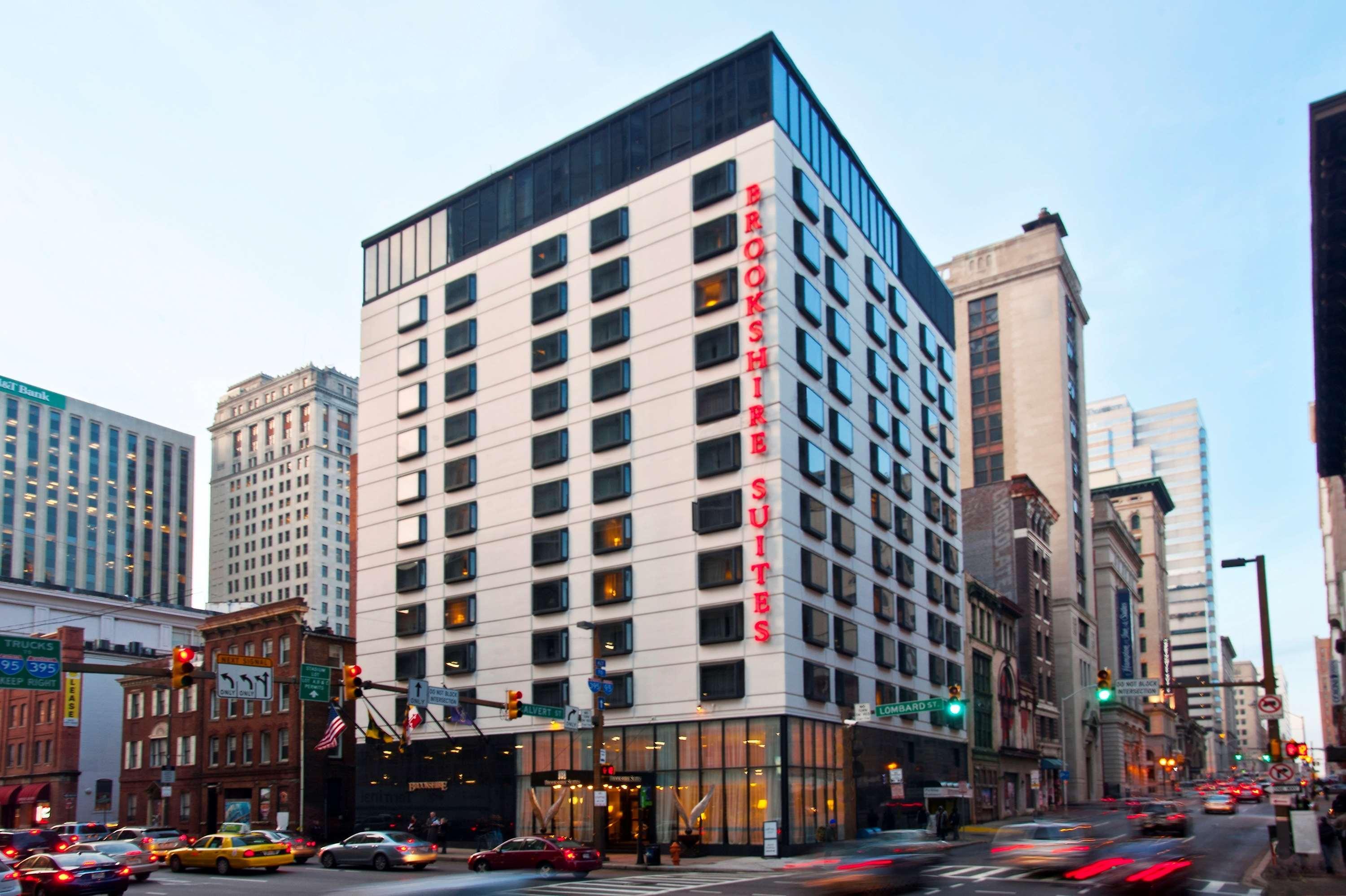 Comfort Inn & Suites Baltimore Inner Harbor Bagian luar foto