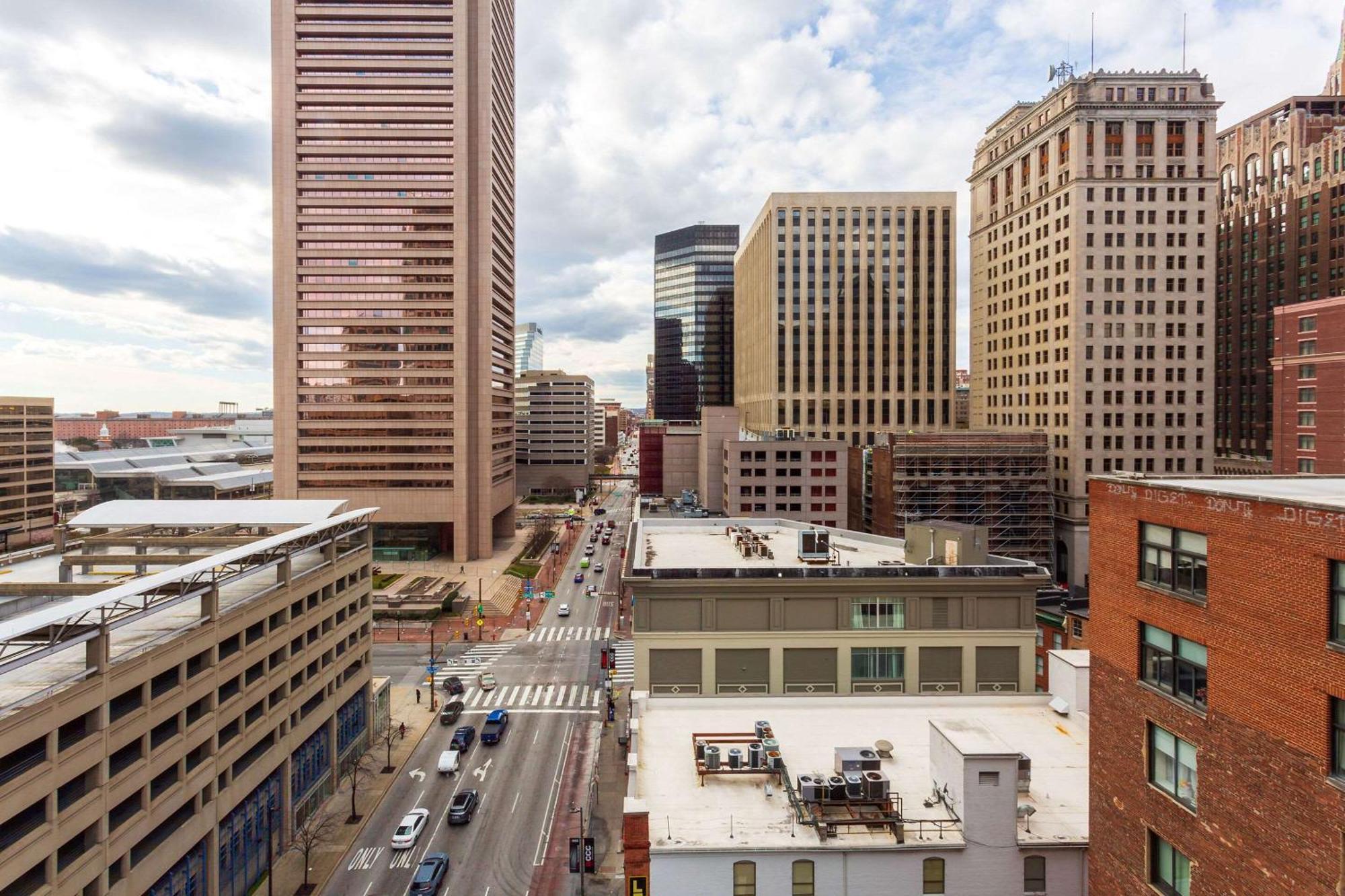 Comfort Inn & Suites Baltimore Inner Harbor Bagian luar foto
